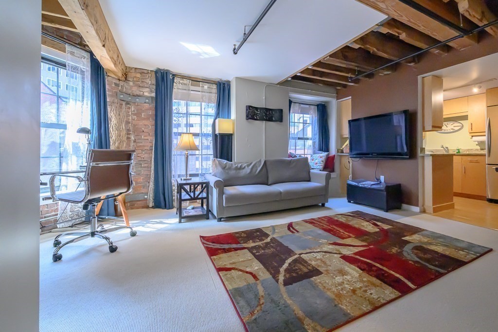 Studio bed, 1 bath apartment for rent at 99-105 Broad Unit 6G, Waterfront — photo 1 of 13