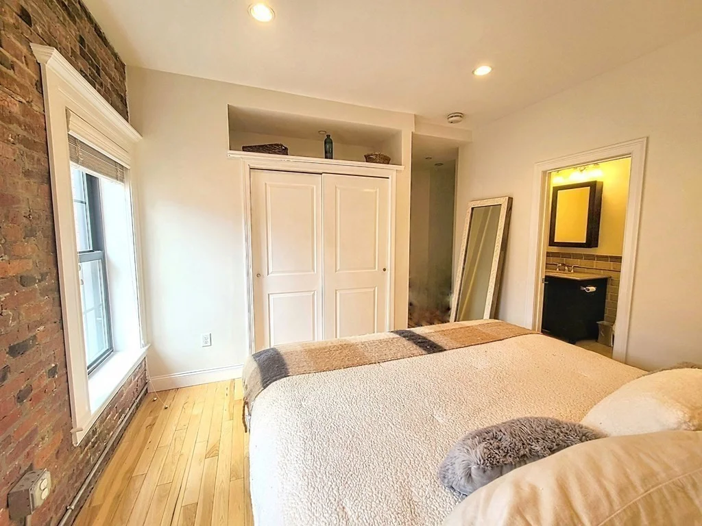 1 bed, 2 bath apartment for rent at 99-105 Broad Unit 7E, Waterfront — photo 20 of 21
