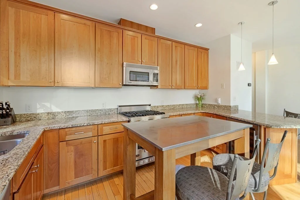 1 bed, 2 bath apartment for rent at 99-105 Broad Unit 7E, Waterfront — photo 15 of 21