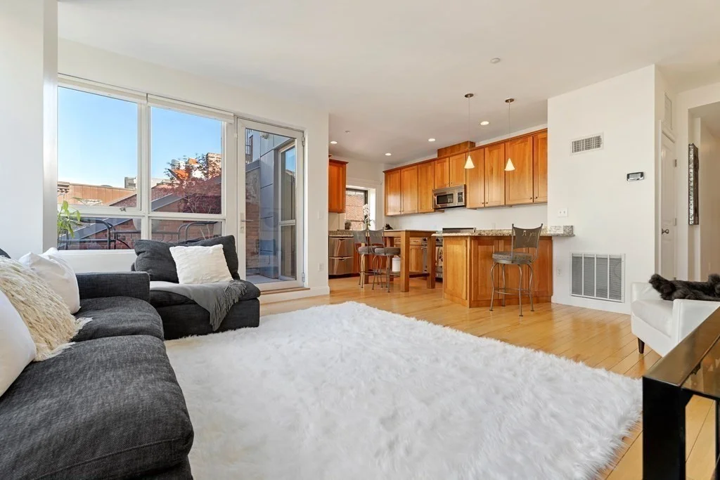 1 bed, 2 bath apartment for rent at 99-105 Broad Unit 7E, Waterfront — photo 11 of 21