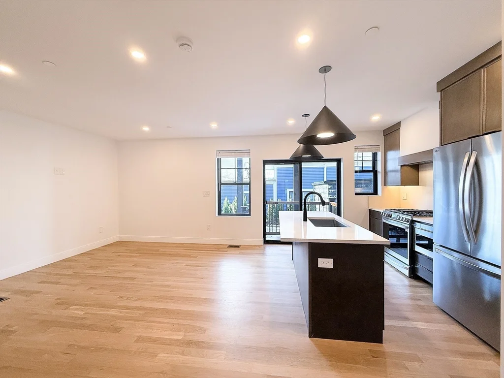 1 bed, 1 bath apartment for rent at 99 5th St Unit U2, East Cambridge — photo 4 of 24