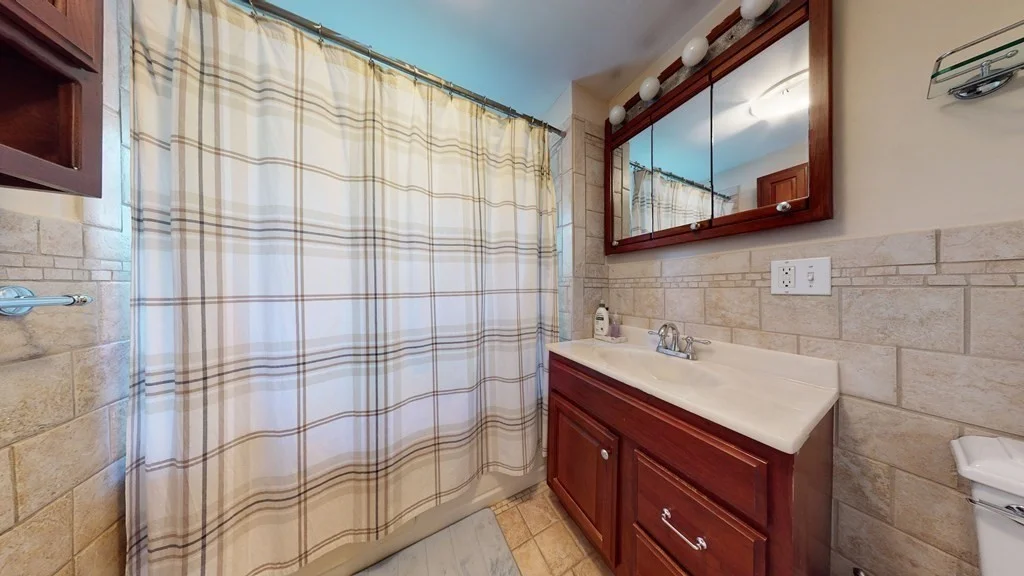 3 bed, 1 bath apartment for rent at 99 Barnes Unit 2, East Boston — photo 12 of 17