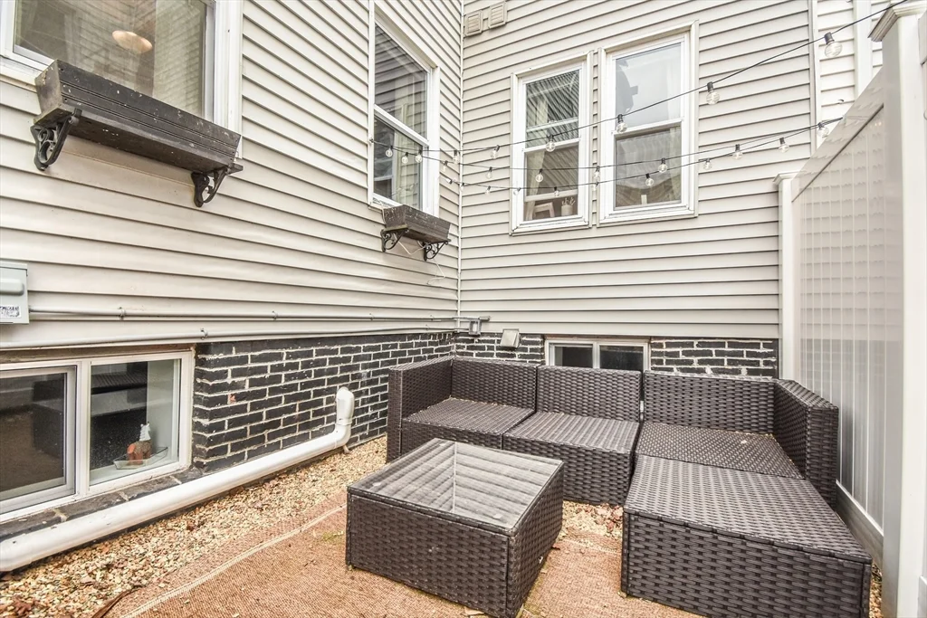 2 bed, 1 bath apartment for rent at 99 Bartlett St Unit 2, Charlestown — photo 14 of 17