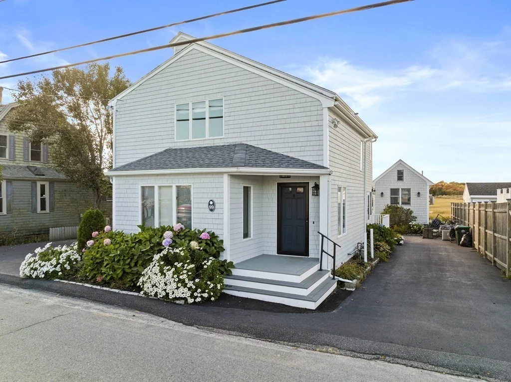 5 bed, 3 bath apartment for rent at 99 Bay Avenue (Weekly Summer Rent, Green Harbor — photo 3 of 30