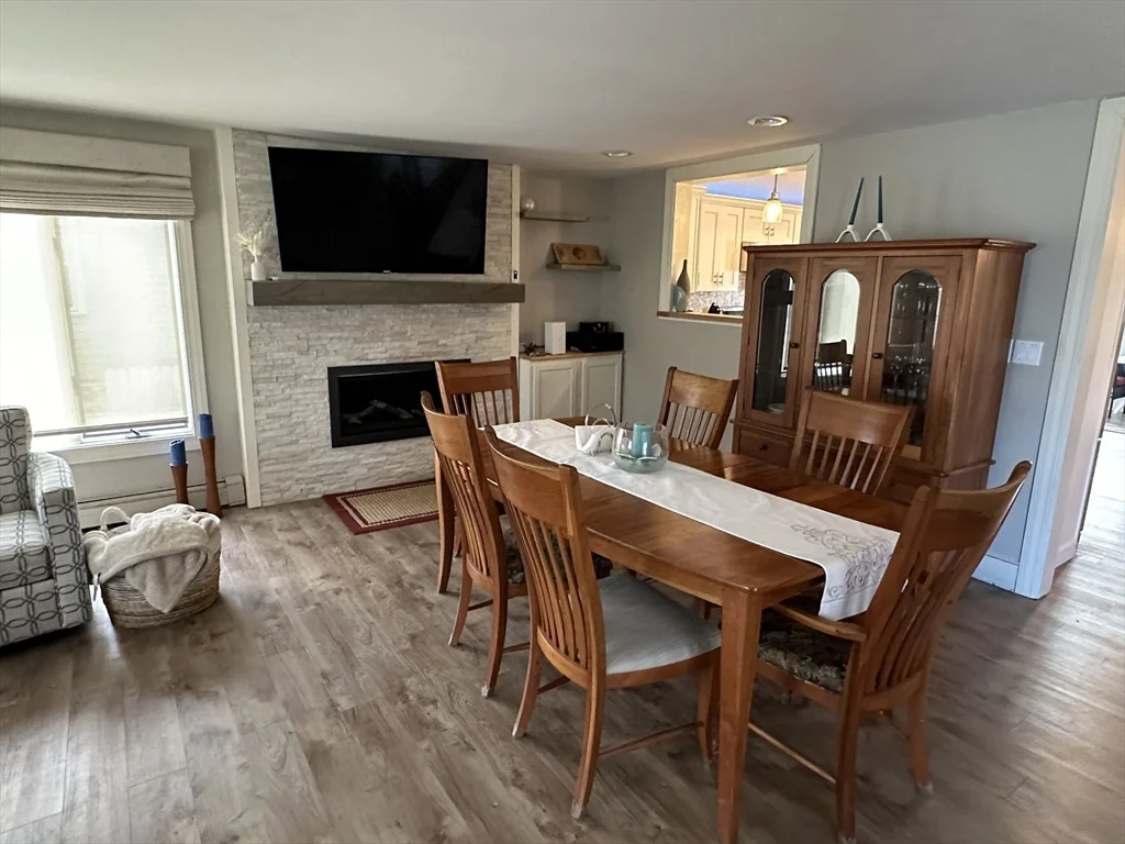 5 bed, 3 bath apartment for rent at 99 Bay Avenue (Weekly Summer Rent, Green Harbor — photo 16 of 30