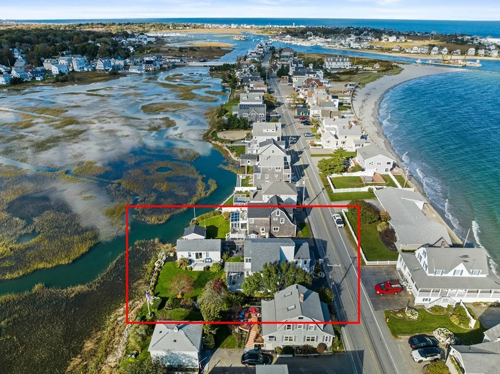 5 bed, 3 bath apartment for rent at 99 Bay Avenue (Weekly Summer Rent, Green Harbor — photo 8 of 30