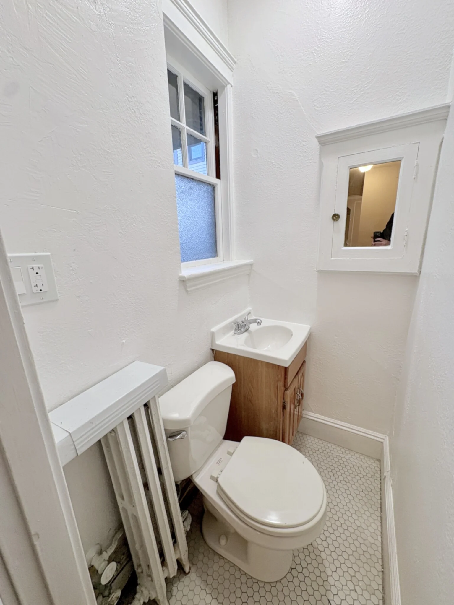 3 bed, 1.5 bath apartment for rent at 99 Beals St, Coolidge Corner — photo 16 of 29