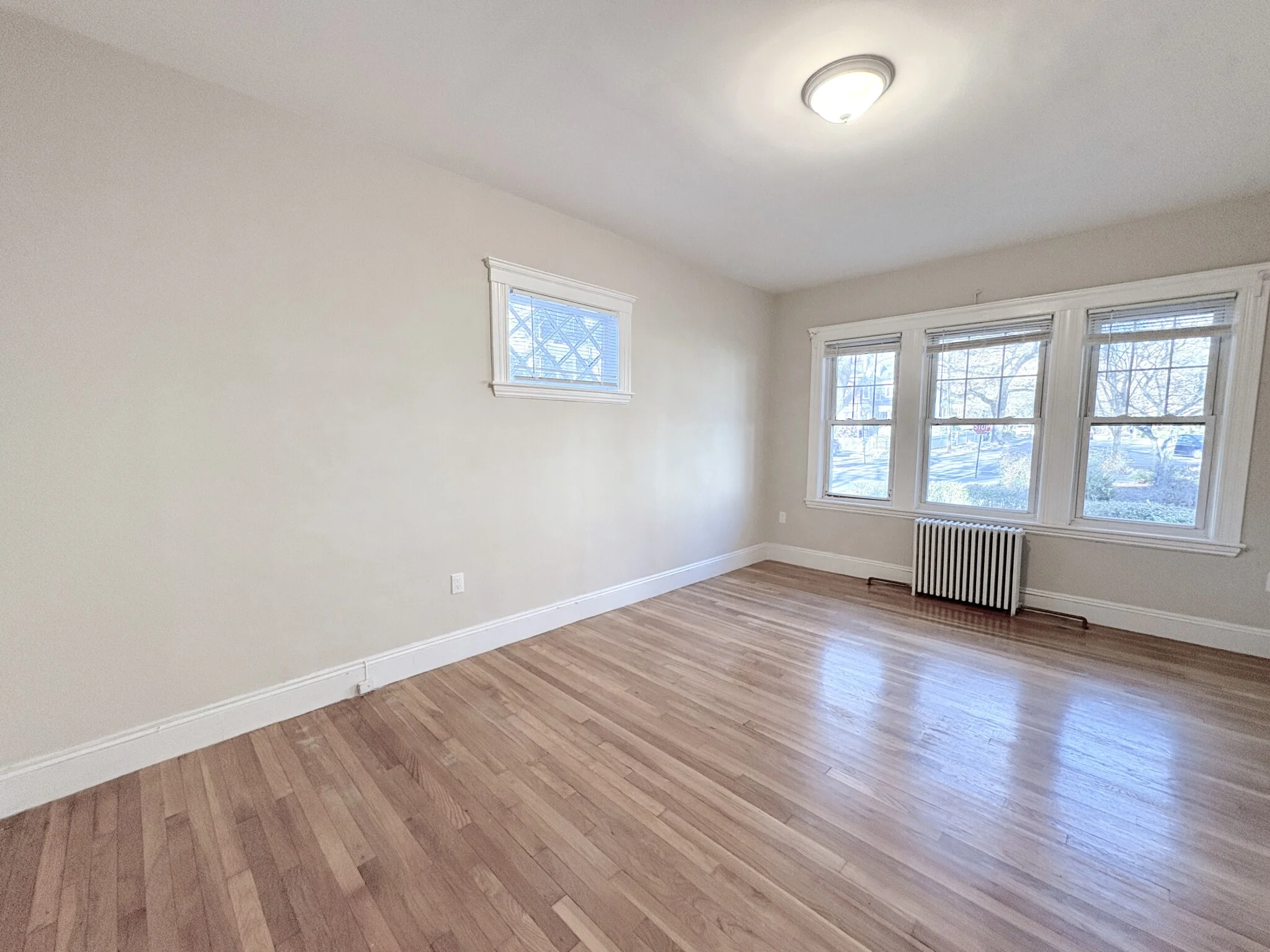 3 bed, 1.5 bath apartment for rent at 99 Beals St, Coolidge Corner — photo 5 of 29