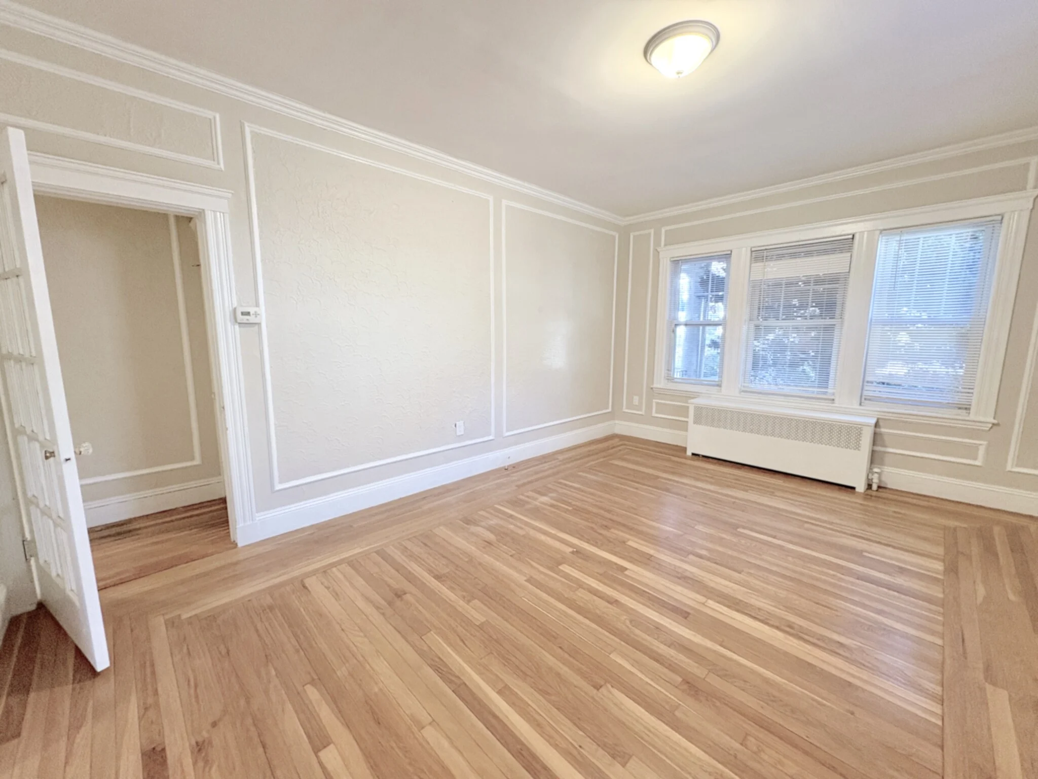 3 bed, 1.5 bath apartment for rent at 99 Beals St, Coolidge Corner — photo 4 of 29