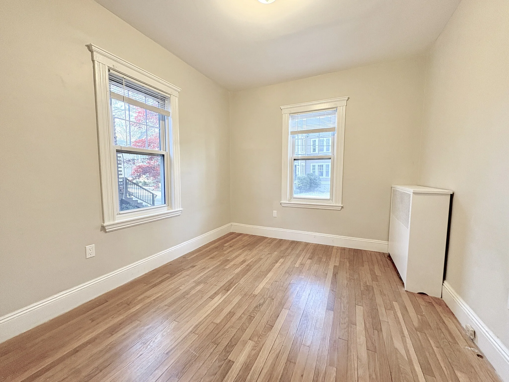 3 bed, 1.5 bath apartment for rent at 99 Beals St, Coolidge Corner — photo 8 of 29