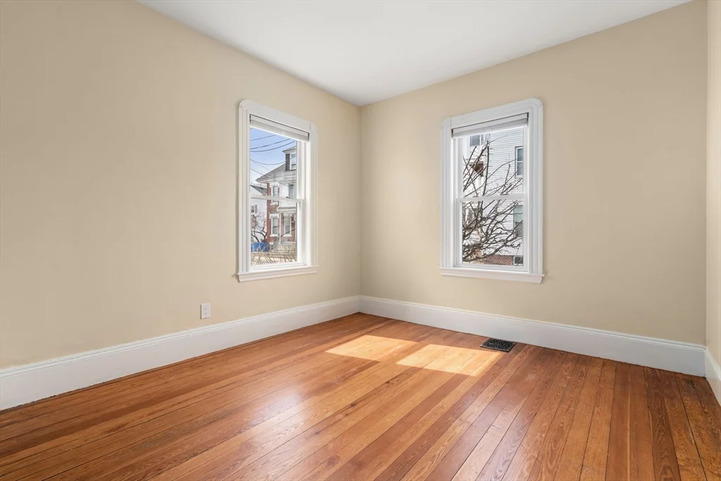 2 bed, 1 bath apartment for rent at 99 Beech St Unit 1, Belmont — photo 9 of 11