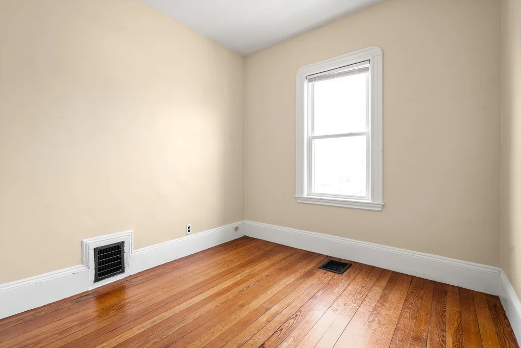 2 bed, 1 bath apartment for rent at 99 Beech St Unit 1, Belmont — photo 8 of 11