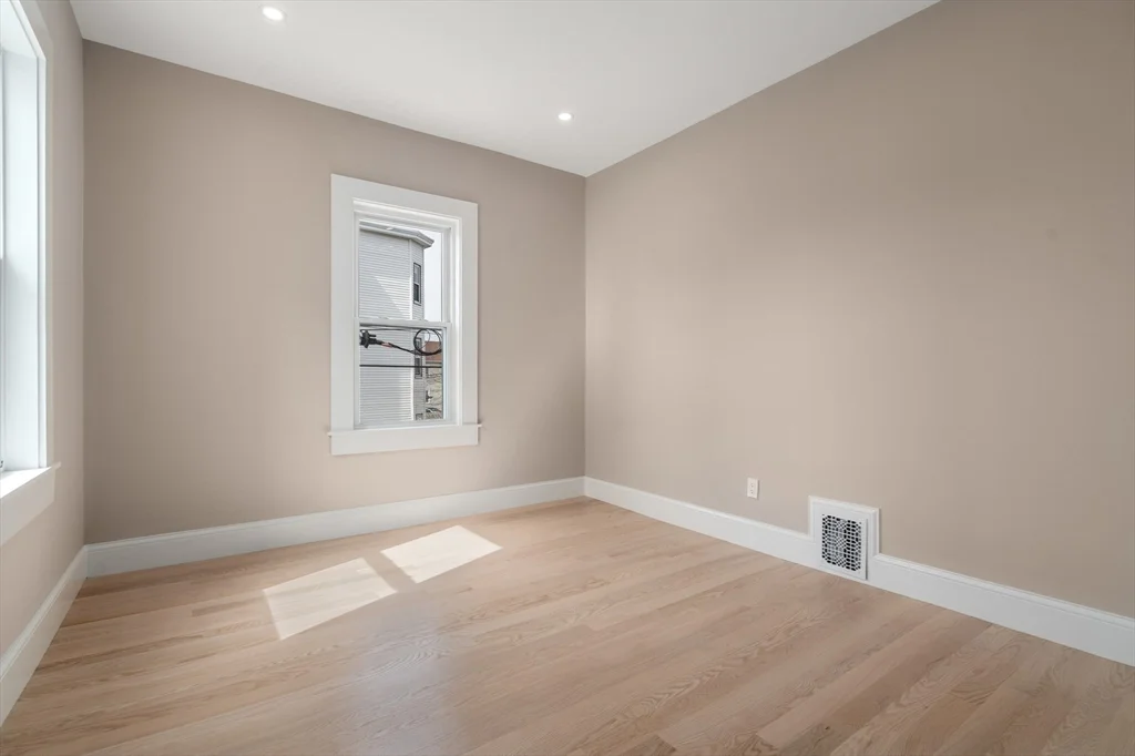 2 bed, 1 bath apartment for rent at 99 Beech St Unit 2, Belmont — photo 11 of 17
