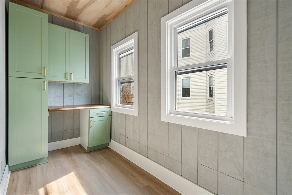 2 bed, 1 bath apartment for rent at 99 Beech St Unit 2, Belmont — photo 13 of 17