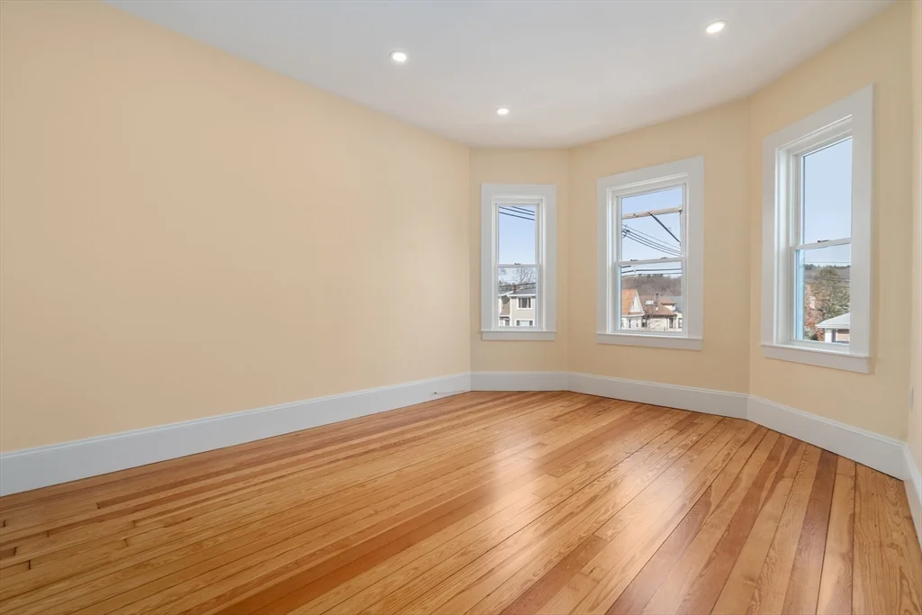 3 bed, 1 bath apartment for rent at 99 Beech St Unit 3, Belmont — photo 9 of 17