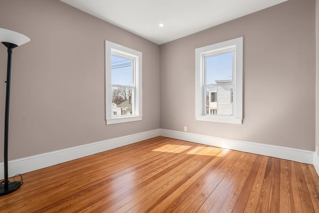 3 bed, 1 bath apartment for rent at 99 Beech St Unit 3, Belmont — photo 10 of 17