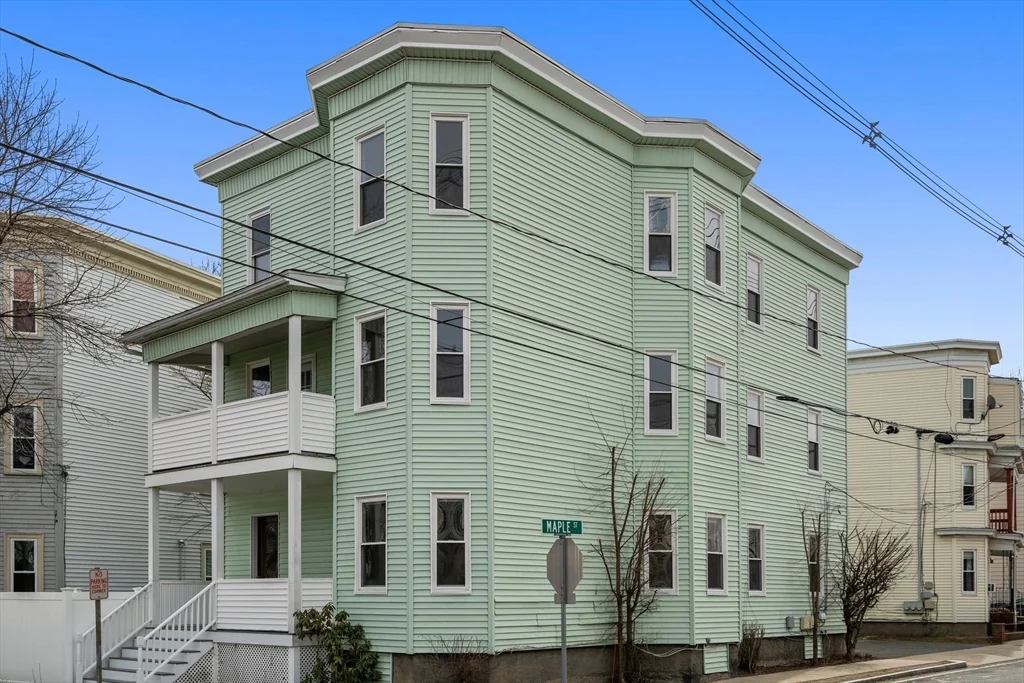 3 bed, 1 bath apartment for rent at 99 Beech St Unit 3, Belmont — photo 1 of 17
