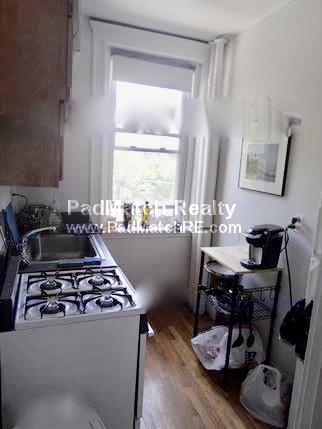 Studio bed, 1 bath apartment for rent at 99 Brainerd Rd Unit 3, Allston — photo 5 of 8