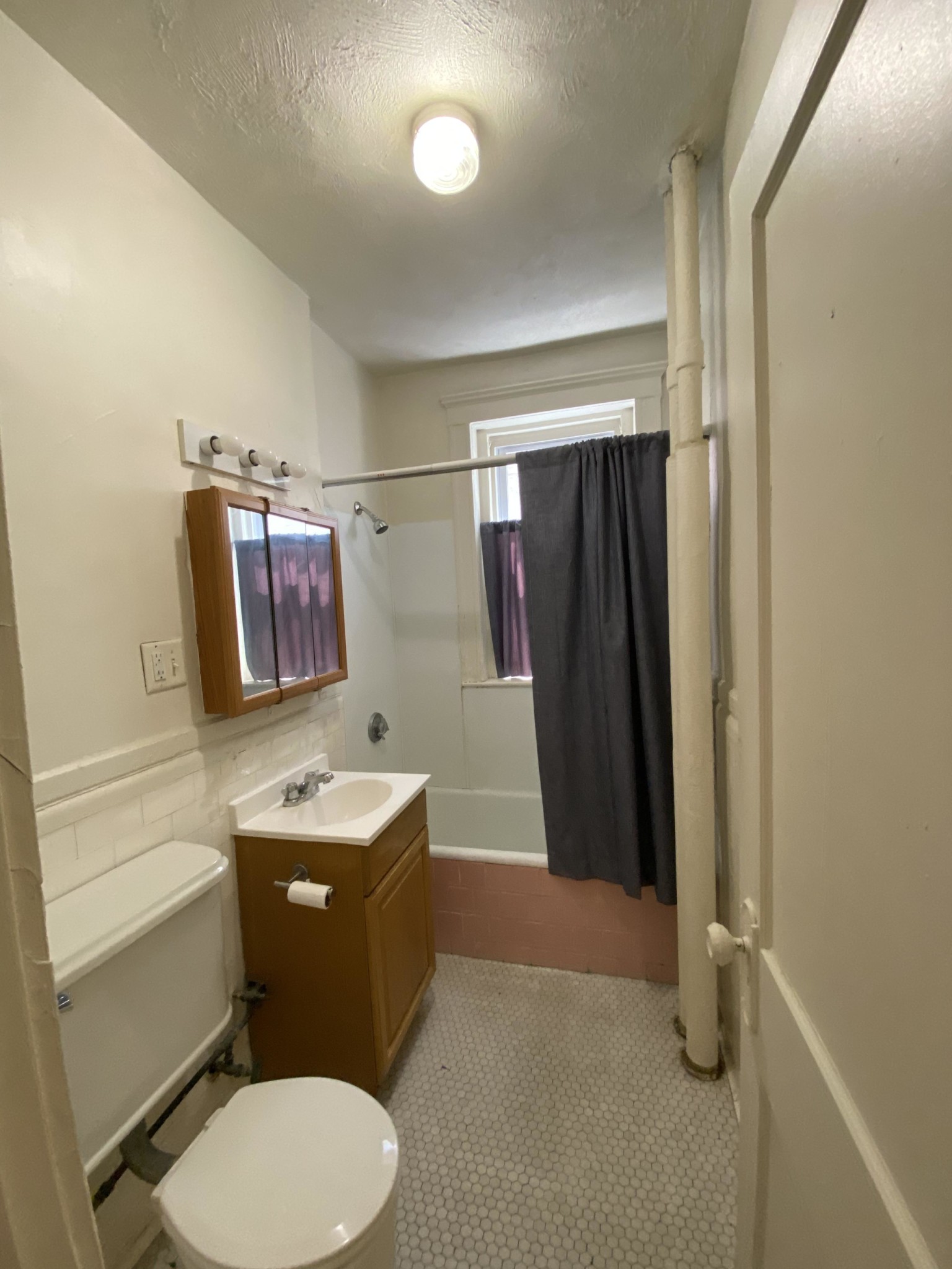 Studio bed, 1 bath apartment for rent at 99 Brainerd Rd Unit 6, Allston — photo 4 of 9