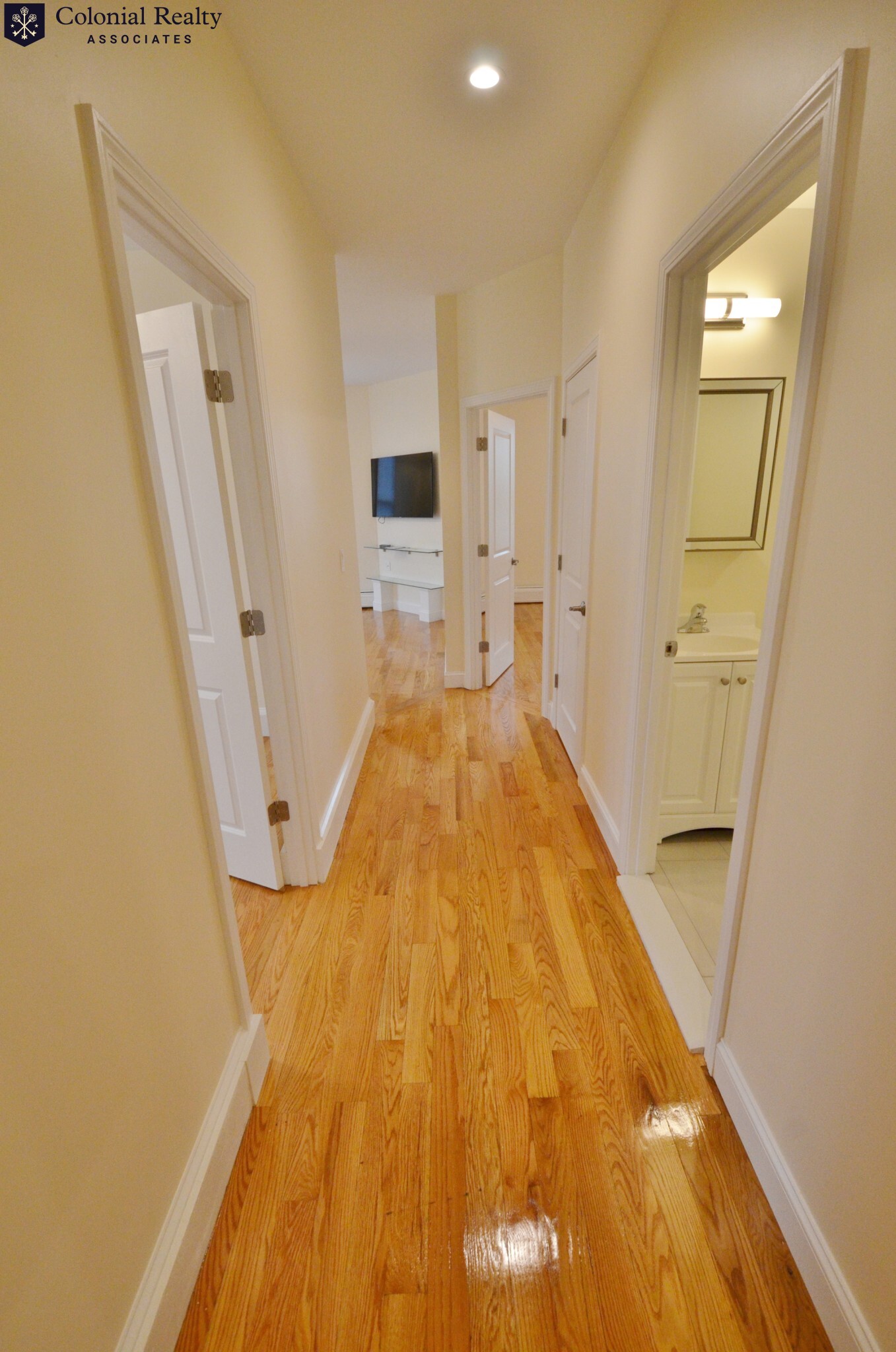 4 bed, 2 bath apartment for rent at 99 Brookline St Unit 11, Cambridgeport — photo 20 of 40