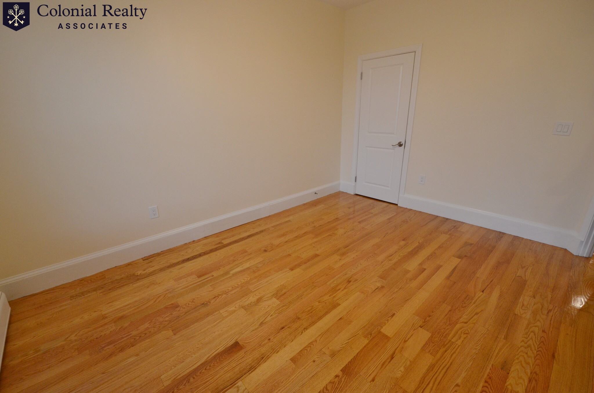4 bed, 2 bath apartment for rent at 99 Brookline St Unit 11, Cambridgeport — photo 27 of 40