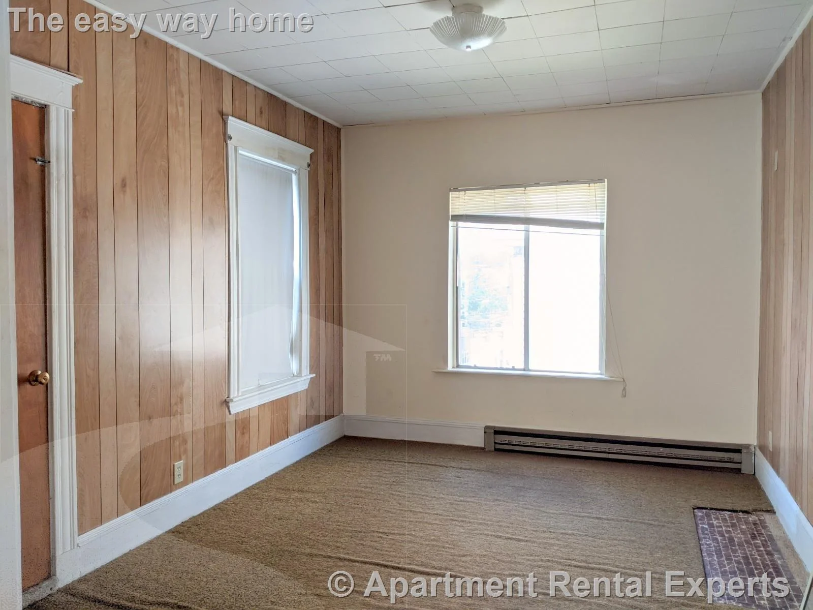 4 bed, 1 bath apartment for rent at 99 Central St Unit 2, Spring Hill — photo 3 of 26