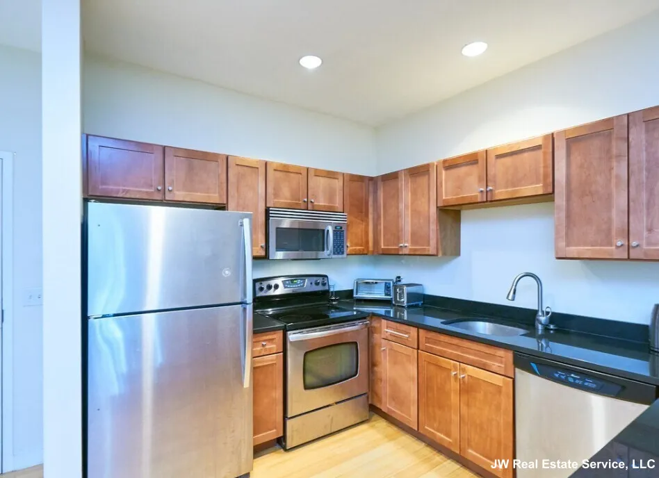 2 bed, 2 bath apartment for rent at 99 Chestnut Hill Ave Unit 318, Brighton — photo 6 of 19