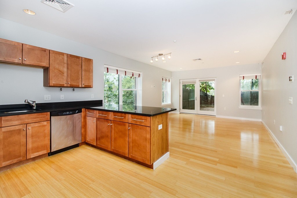 2 bed, 1 bath apartment for rent at 99 Chestnut Hill Ave Unit 320, Brighton — photo 1 of 12