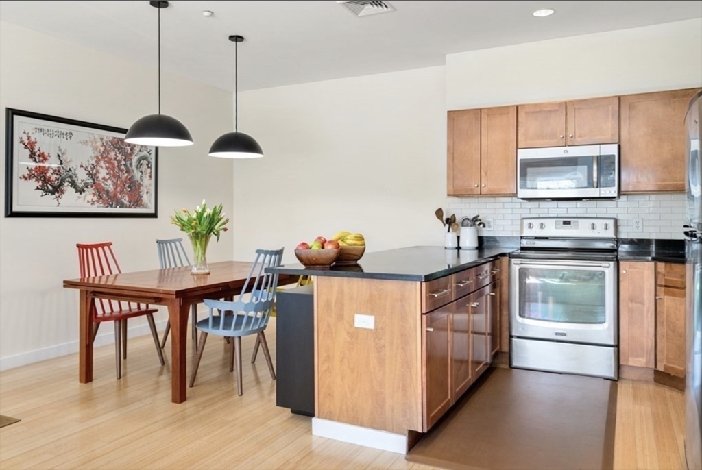 2 bed, 2 bath apartment for rent at 99 Chestnut Hill Ave Unit 321, Brighton — photo 2 of 15