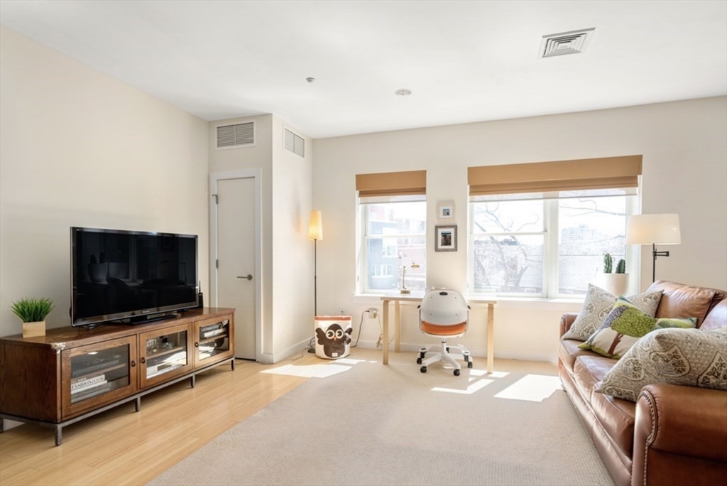 2 bed, 2 bath apartment for rent at 99 Chestnut Hill Ave Unit 321, Brighton — photo 7 of 15