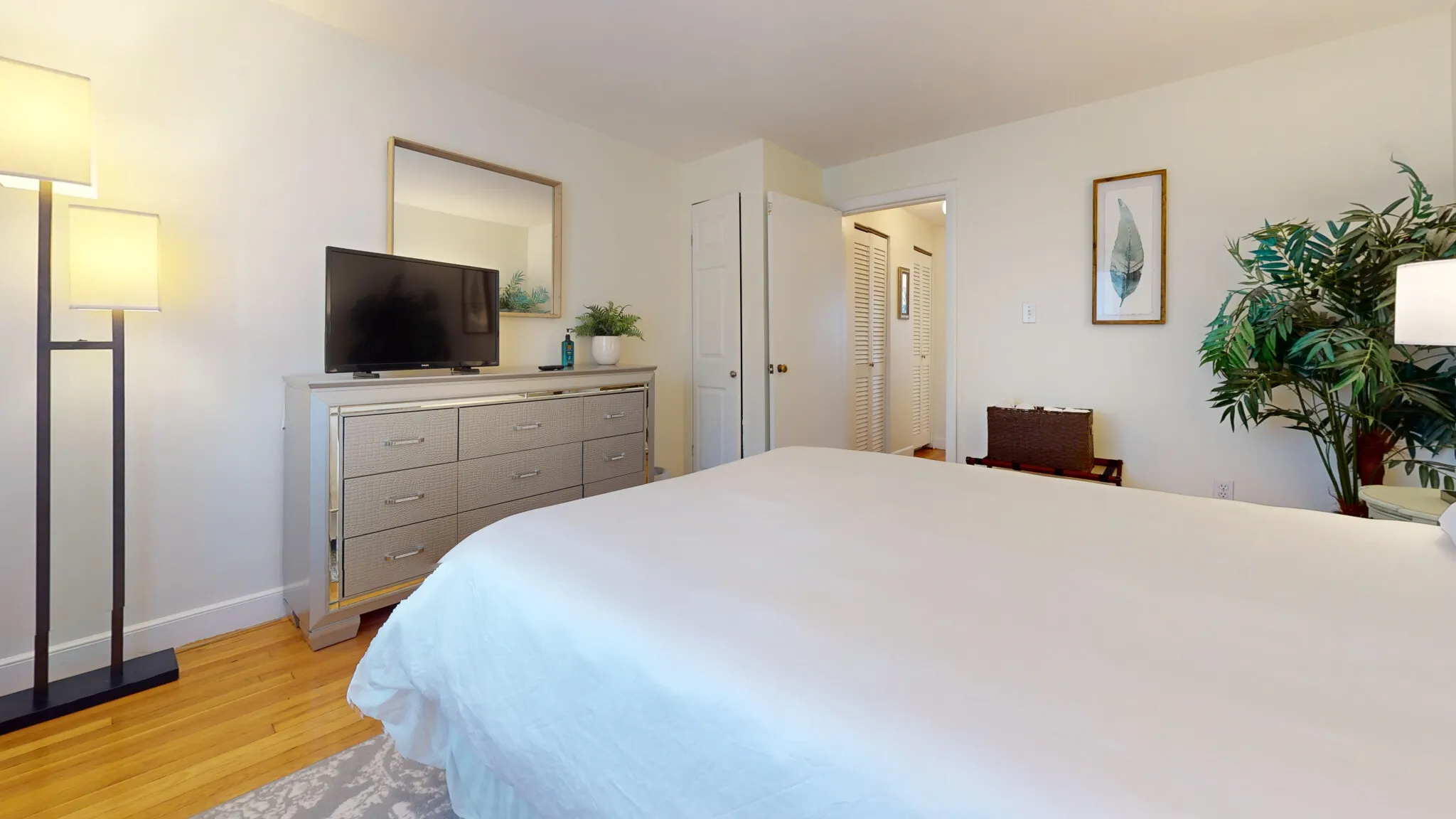 1 bed, 1 bath apartment for rent at 99 Chestnut St Unit 5, Boylston Street — photo 16 of 18