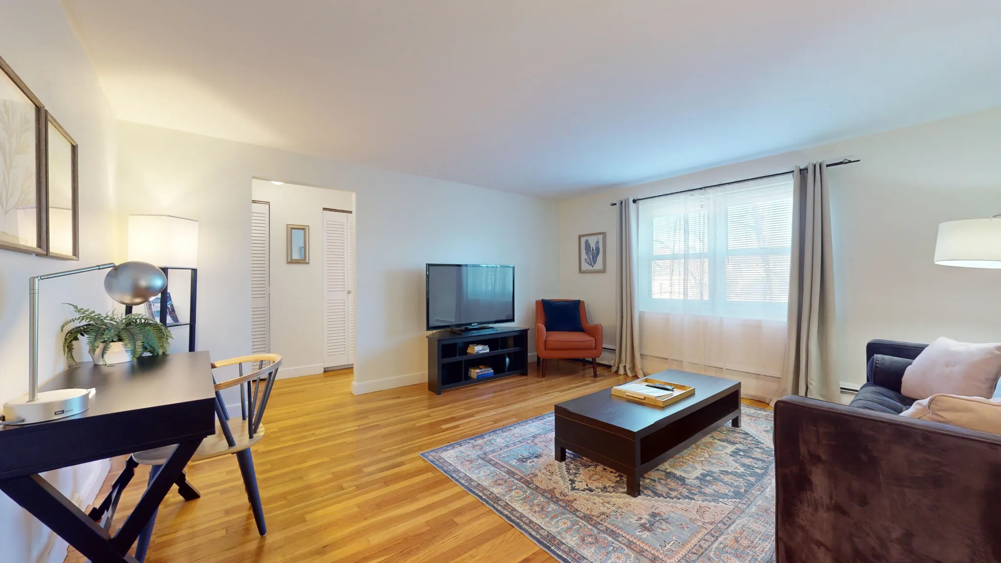 1 bed, 1 bath apartment for rent at 99 Chestnut St Unit 5, Boylston Street — photo 1 of 18