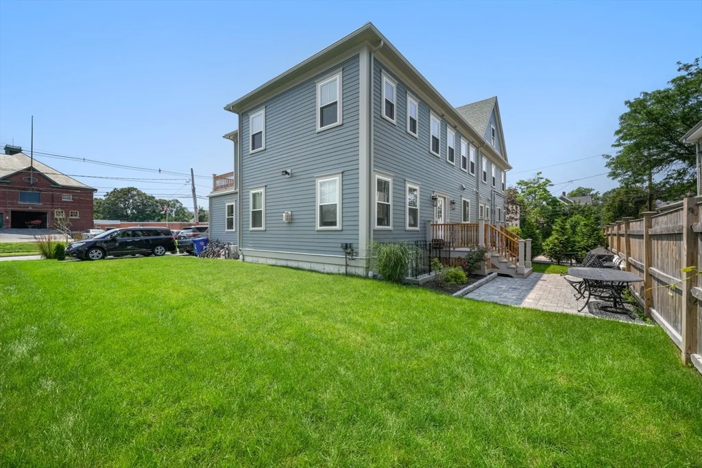 4 bed, 3 bath apartment for rent at 99 Crafts St Unit 99, Newtonville — photo 26 of 31