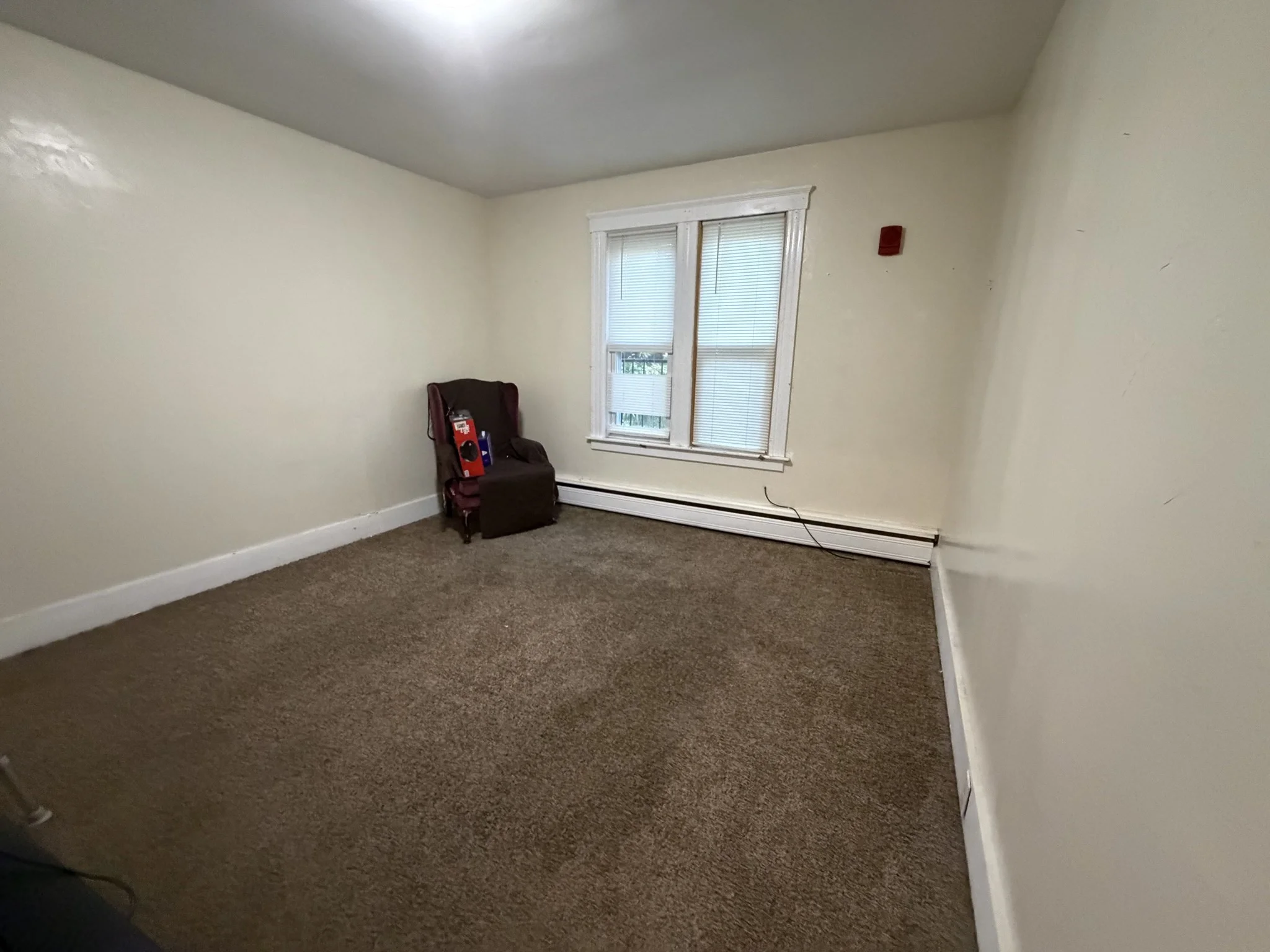 2 bed, 1 bath apartment for rent at 99 Cross St Unit 2R, Southbridge — photo 5 of 7