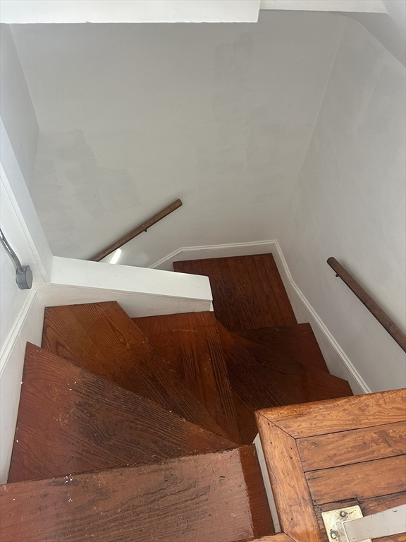 2 bed, 1 bath apartment for rent at 99 E Squantum St Unit 3, Quincy — photo 8 of 8