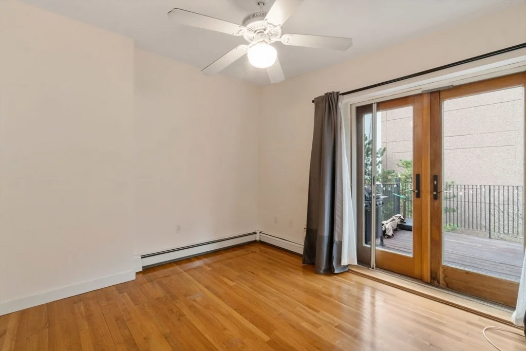 2 bed, 1 bath apartment for rent at 99 East Brookline St Unit 4, South End — photo 8 of 18