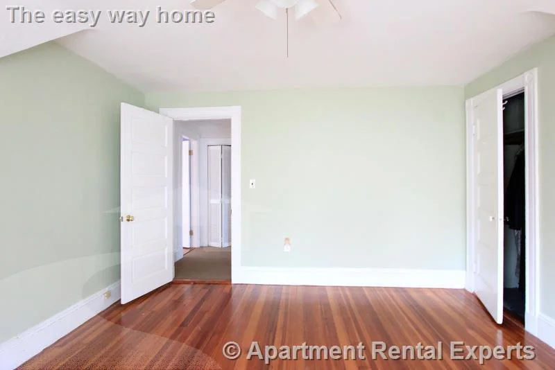 4 bed, 1 bath apartment for rent at 99 Electric Ave Unit 2, Davis Square — photo 24 of 32