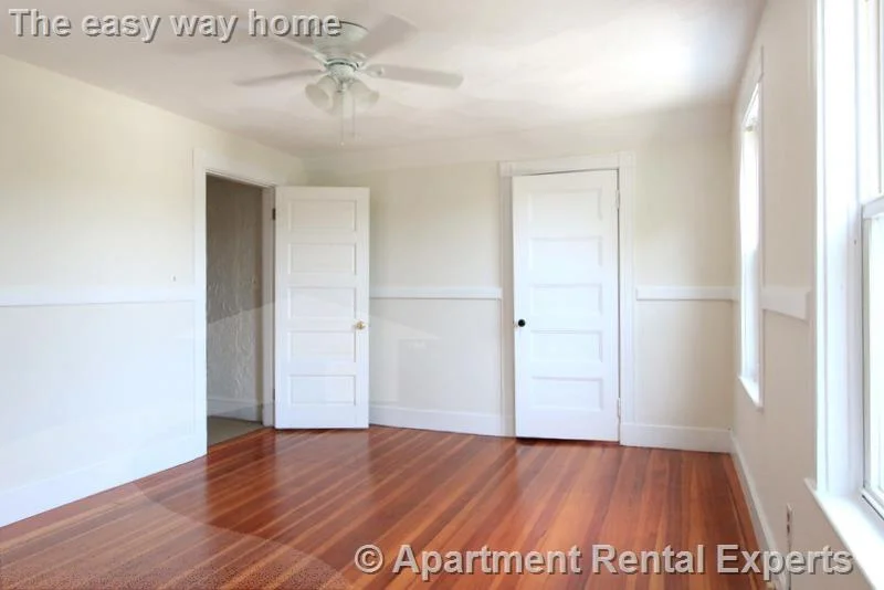 4 bed, 1 bath apartment for rent at 99 Electric Ave Unit 2, Davis Square — photo 19 of 32