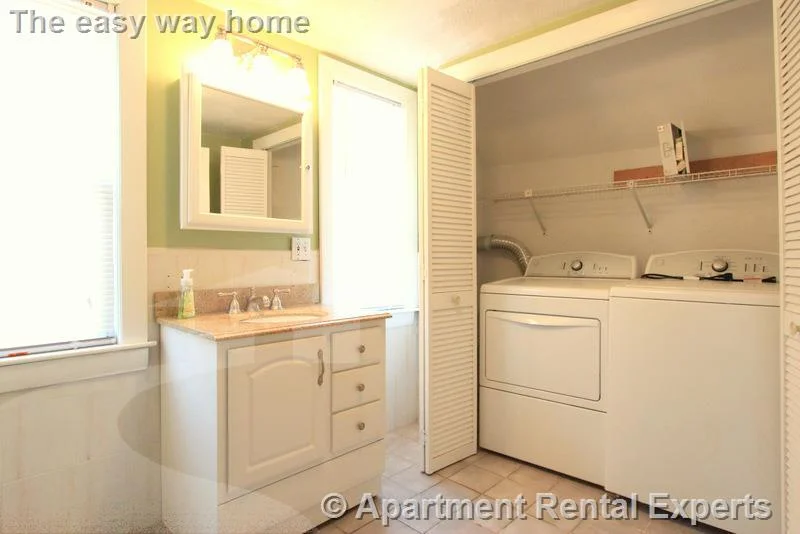 4 bed, 1 bath apartment for rent at 99 Electric Ave Unit 2, Davis Square — photo 20 of 32