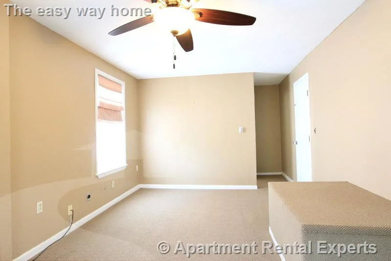 4 bed, 1 bath apartment for rent at 99 Electric Ave Unit 2, Davis Square — photo 14 of 32