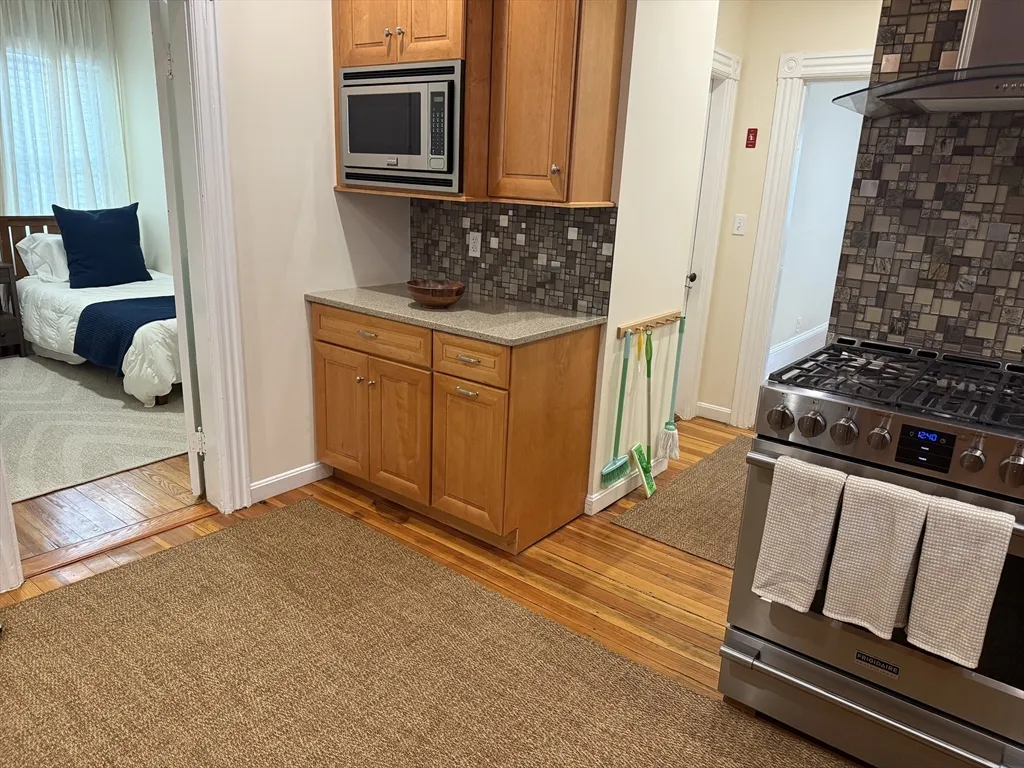 3 bed, 2 bath apartment for rent at 99 Fayerweather Unit 99, West Cambridge — photo 8 of 18