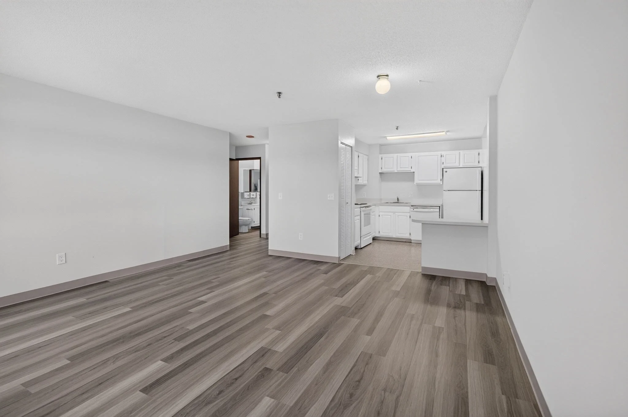 2 bed, 1 bath apartment for rent at 99 Florence St Unit 609, Malden — photo 23 of 42
