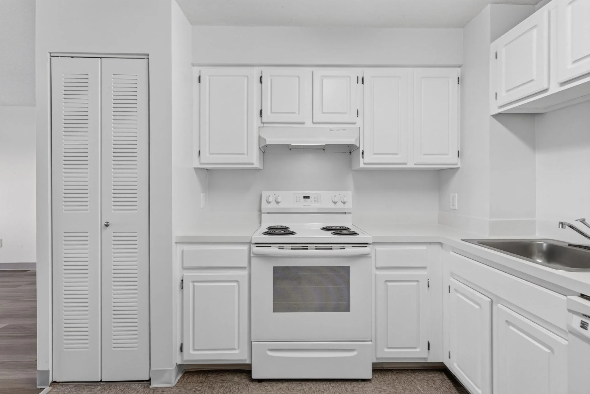 1 bed, 1 bath apartment for rent at 99 Florence St Unit 805, Malden — photo 30 of 32