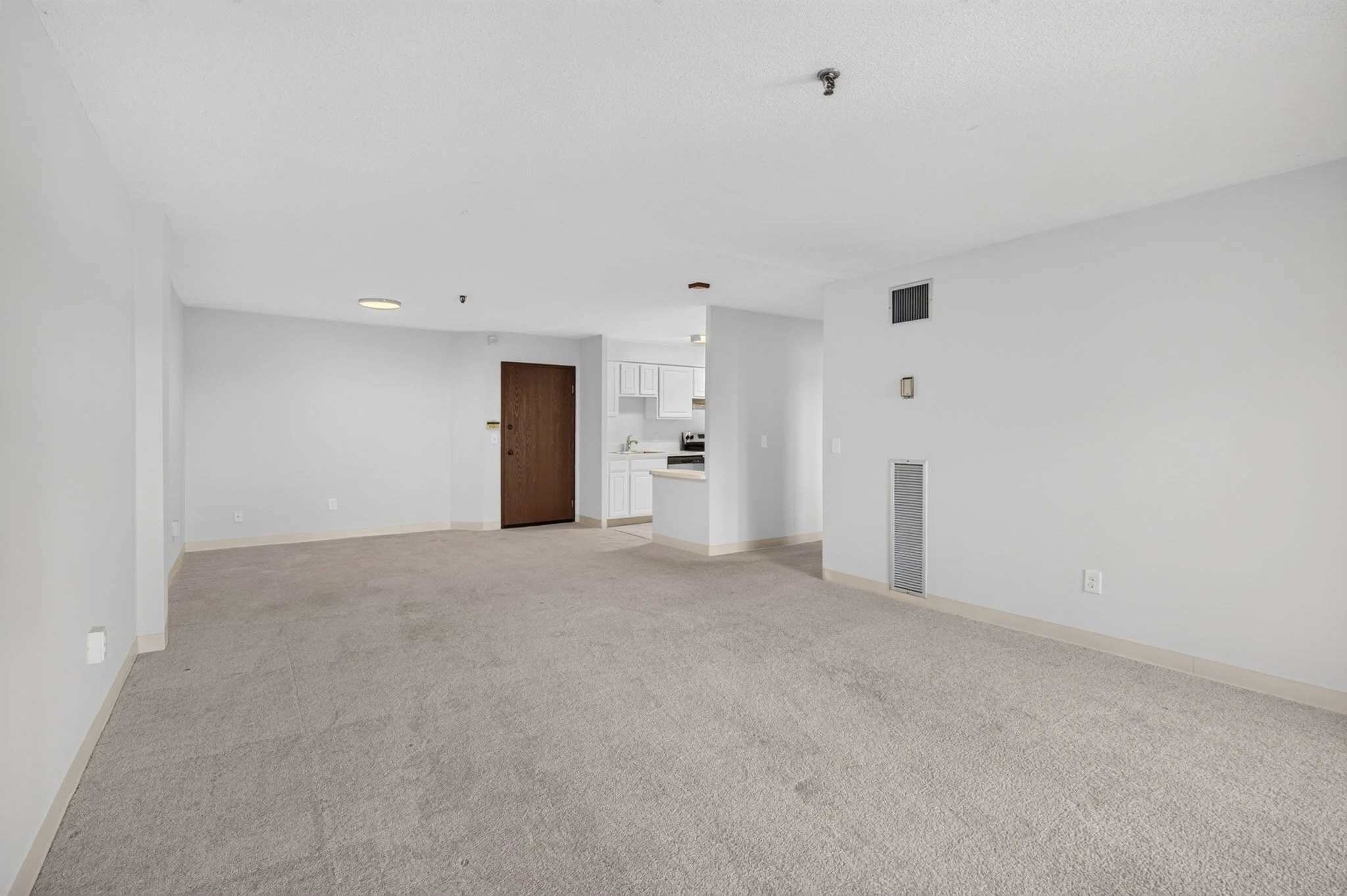 1 bed, 1 bath apartment for rent at 99 Florence St Unit 905, Malden — photo 24 of 33