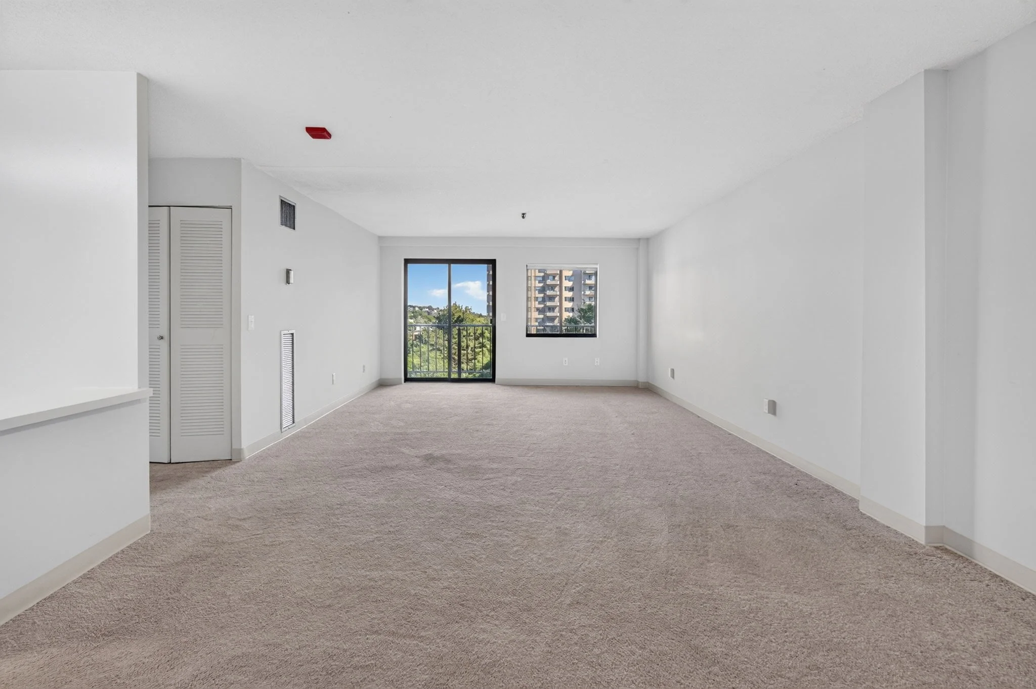 1 bed, 1 bath apartment for rent at 99 Florence St Unit 905, Malden — photo 32 of 33