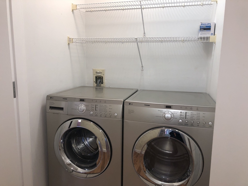 2 bed, 2 bath apartment for rent at 99 Florence Unit 10-1D, Newton — photo 17 of 28