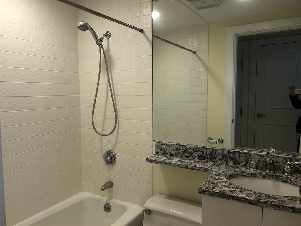 2 bed, 2 bath apartment for rent at 99 Florence Unit 1D bldg 10, Newton — photo 17 of 28