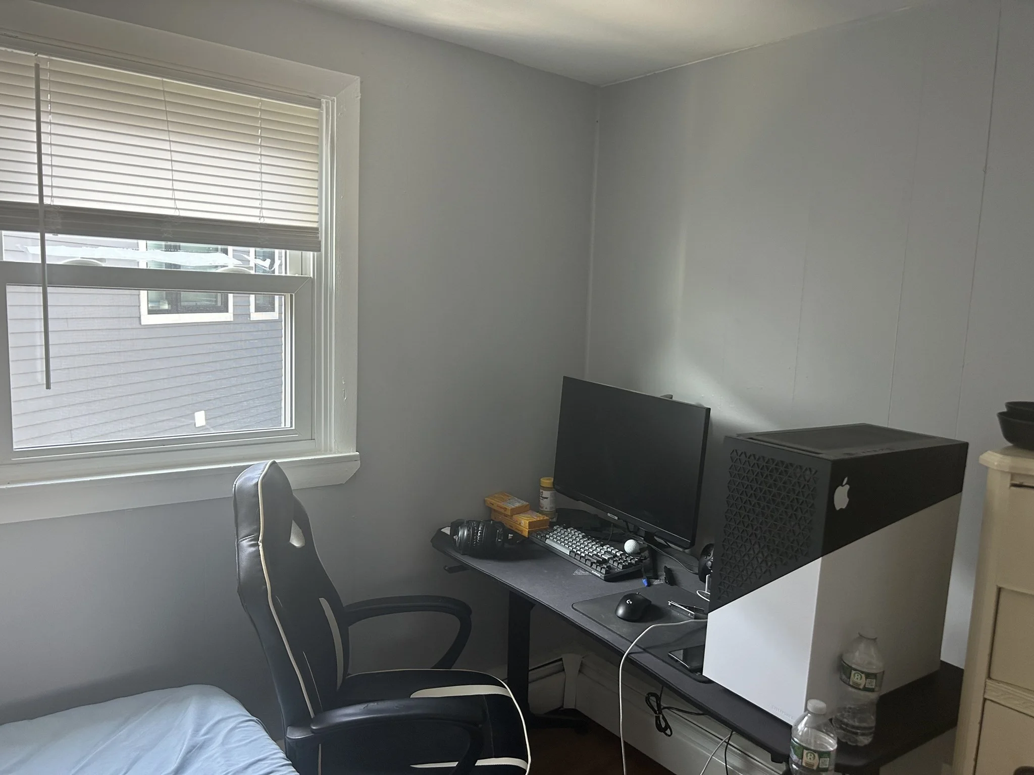 4 bed, 2 bath apartment for rent at 99 Franklin St Unit 2, East Somerville — photo 9 of 11