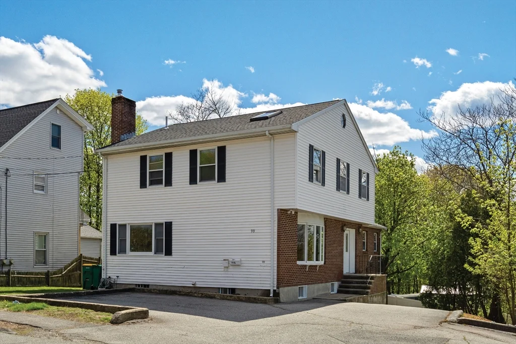 2 bed, 1 bath apartment for rent at 99 Garfield Ave Unit B, Woburn — photo 1 of 13