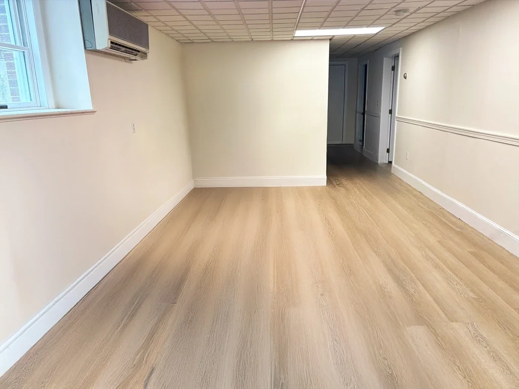 2 bed, 1 bath apartment for rent at 99 Garfield Ave Unit B, Woburn — photo 4 of 13